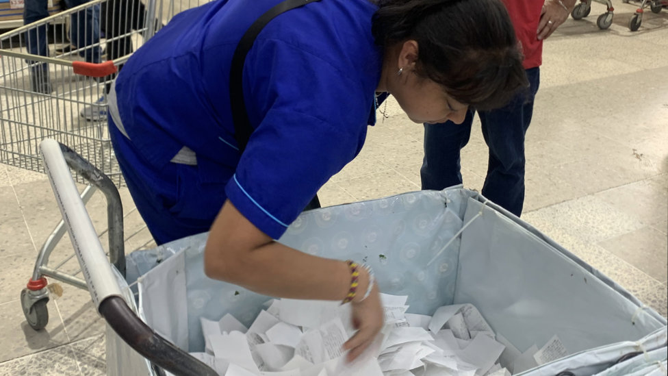 LA OFICINA DE PROTECCION AL CONSUMIDOR ACOMPAÑA AL SUPERMERCADO MERCAMAS  EN EL SORTEO DE 200 BONOS DE MERCADO